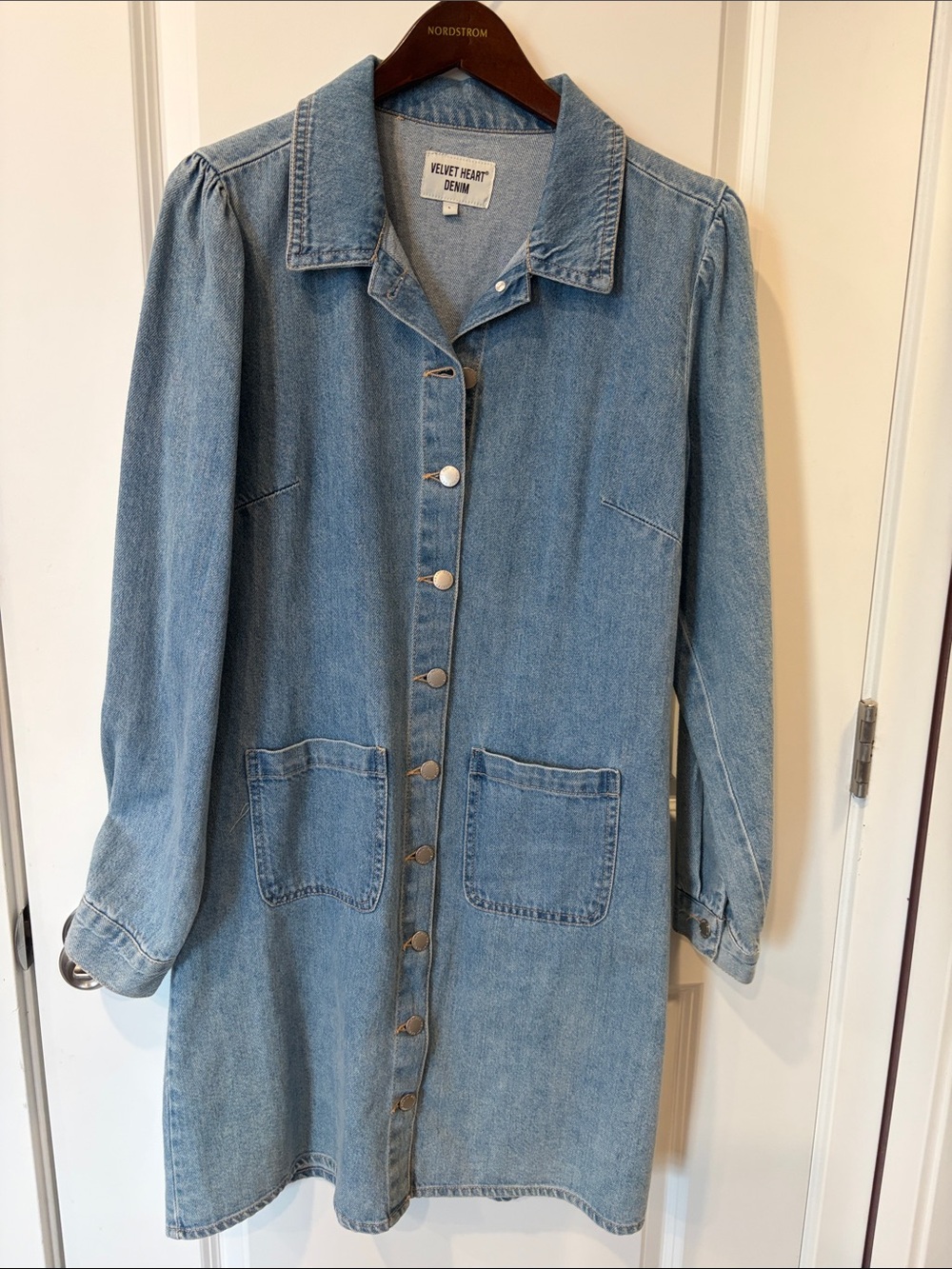 Velvet Heart Light Blue Denim Button-Front Long Sleeve Dress